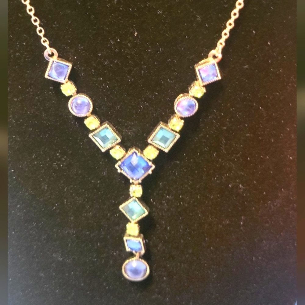 Avon Ombre Necklace and Earring Set